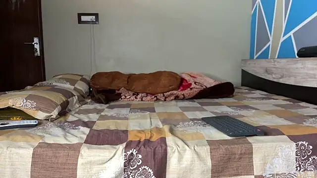jace_desi webcam