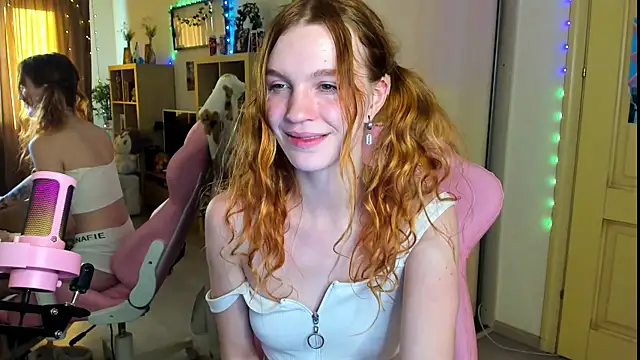  Sunny_Elly chat room