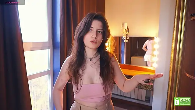 ConstanceBeames webcam