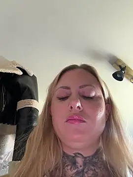 Sophi_Spice webcam