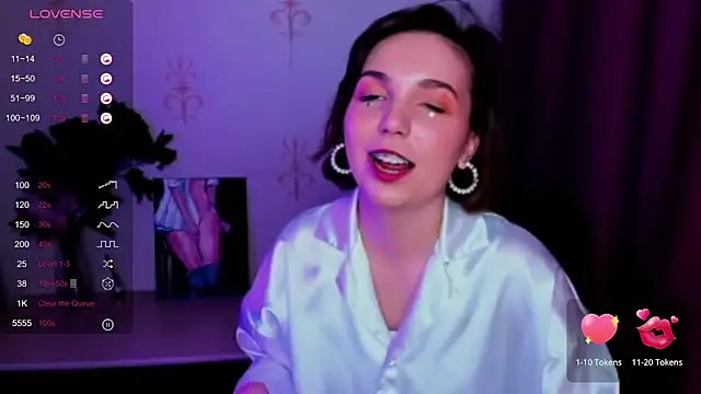 KindHazelHere_ webcam