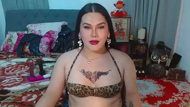 LustfullVelindaks webcam
