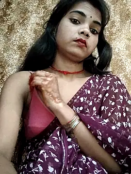 PRACHI-743 webcam