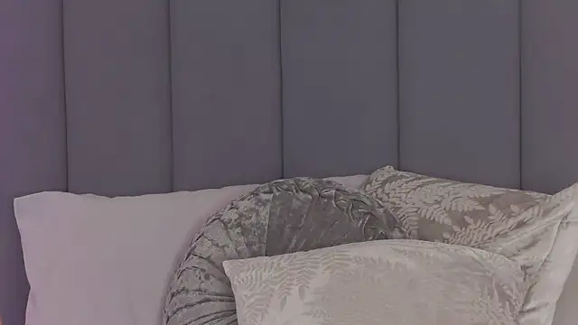MarilynNova webcam