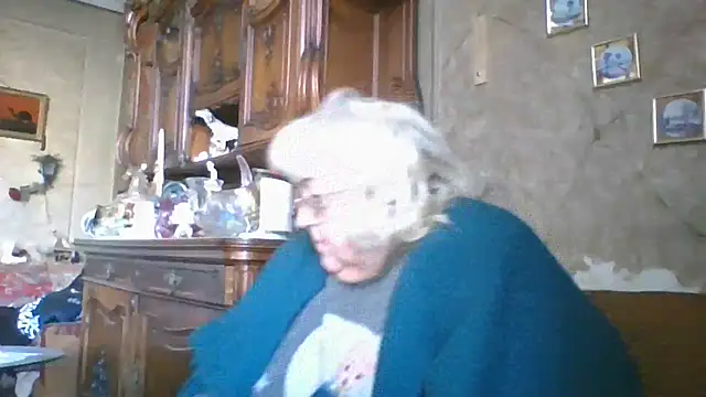 Lala-Love56 webcam