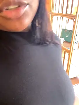 DiamondGoddes webcam