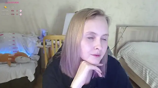 Agatha_Mott webcam