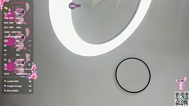 ZoniaEsshaki webcam
