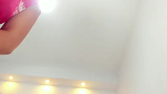 denisse_khan webcam