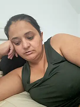 sarahhh1987 webcam
