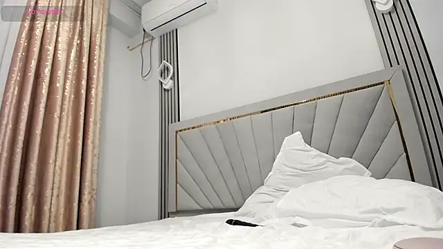 wowwkristyy webcam