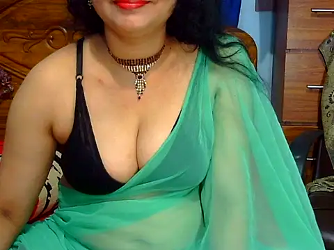 Horny_Doll24 webcam