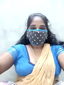 MaaliiiPonuTamil webcam