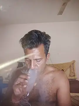 MAGNETICDADDY8 webcam