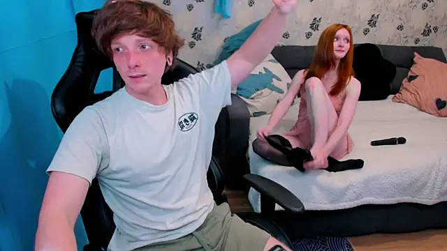 lakmsrrrmrrr webcam