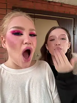 RollDolls