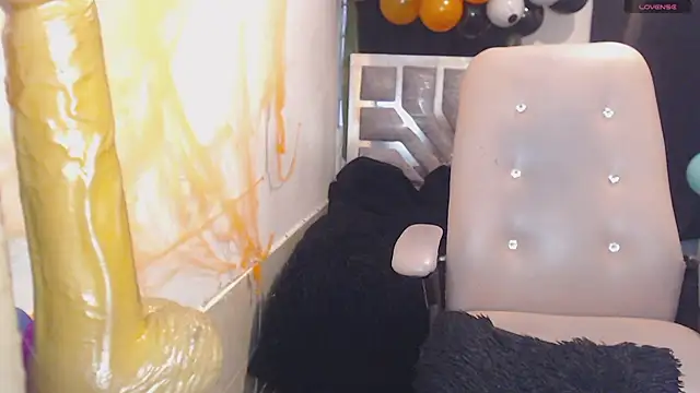 toxxxic_cams webcam