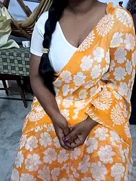 Nikitha_telugu