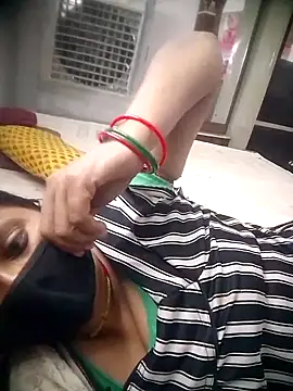 Q_rekha webcam