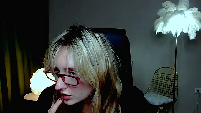 ScarlettScril webcam