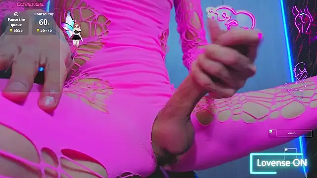 money_Ts_ webcam