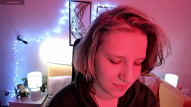 Hailey_Foxy webcam