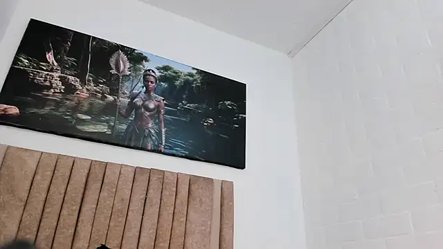 selena_castillo webcam