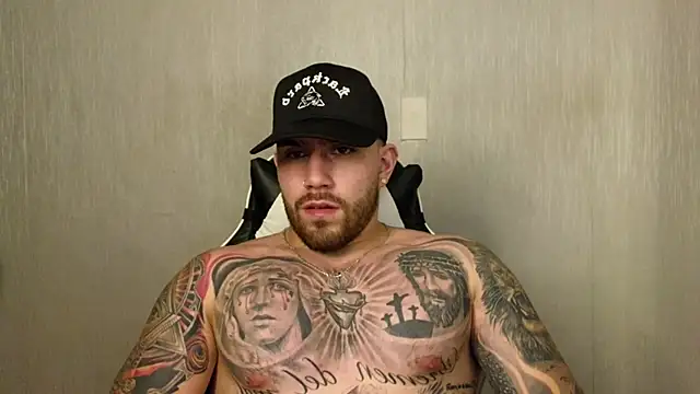 Ades_Lowe webcam