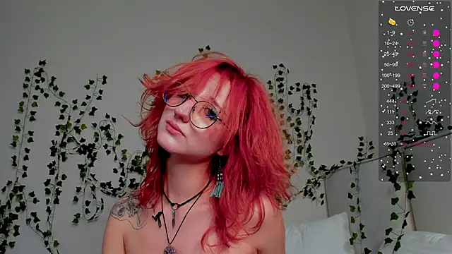 LisaFlames webcam