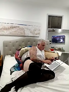 iamthepublickmasterbater - Iamthepublickmasterbater's free webcam - UK Sex Cams