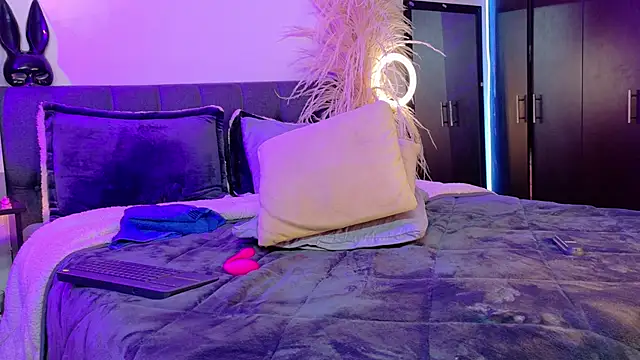 Rouse_Hilton live cam screenshot maletranny on ZGTJNJ – 中文直播、回放与 GIF 精彩瞬间