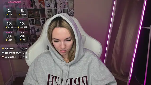 nessadiazz - NessaDiazz's free webcam - UK Sex Cams