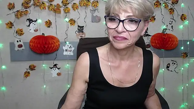 ellabonito - EllaBonito's free webcam - UK Sex Cams
