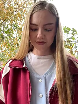 milamoone (F teen) - Fuck my WET PUSSY 2 fingers WOW!🔥