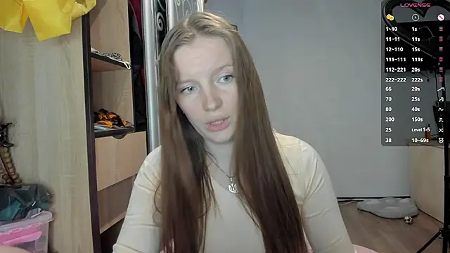 Mary_Blu webcam