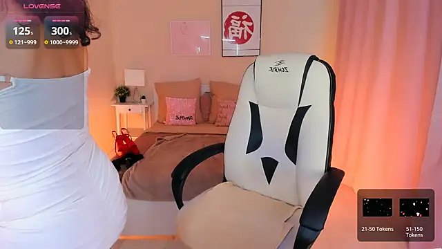 HelenaRegal webcam