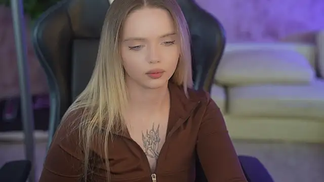 Cassy-Celestial_ webcam
