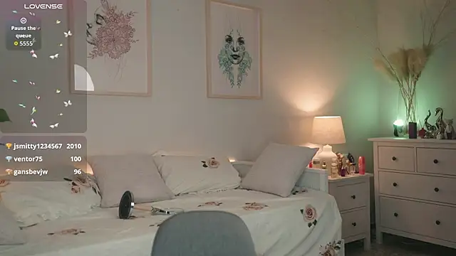 Aniiehottie webcam