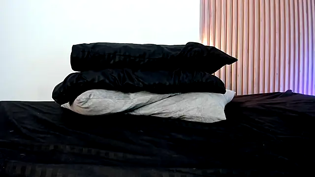 Hannah_Brookss1 webcam