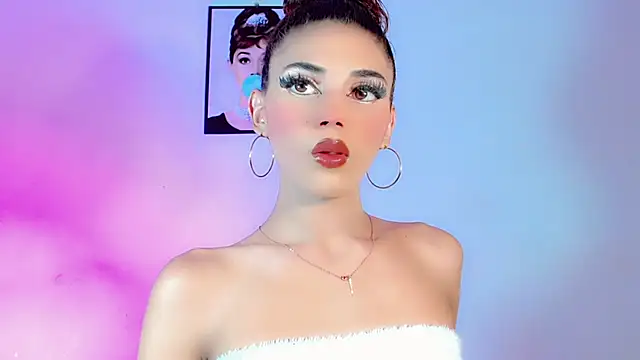 latina_sexdoll webcam