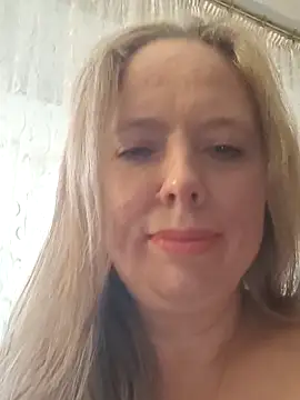 Irina3718 webcam