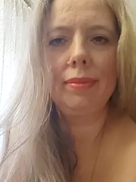 Irina3718 webcam