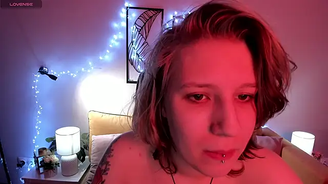 Hailey_Foxy webcam