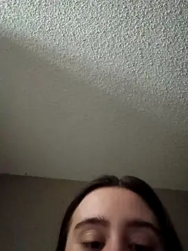 freakylittlebitch69 webcam