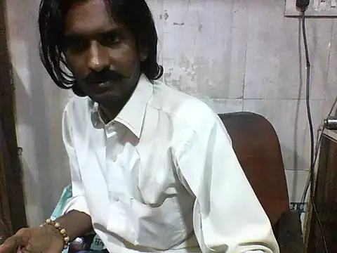 Desi_GfBf webcam