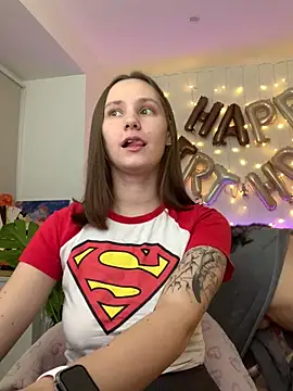 HotCaramellsTV webcam