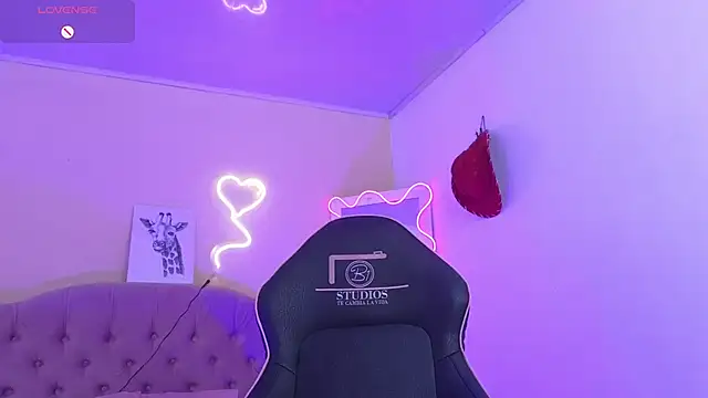 kissy_tay webcam