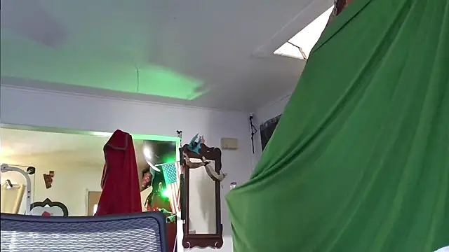 MasterDaddyCool webcam