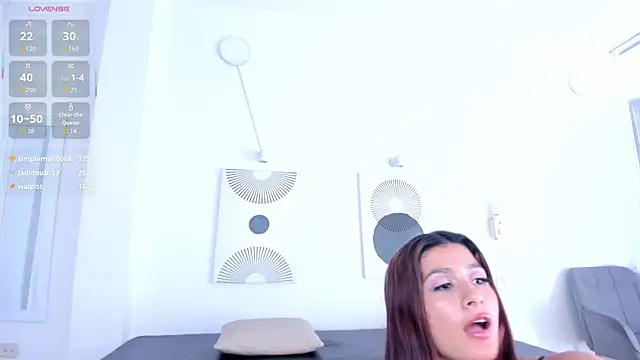 Ginni_charlotte webcam