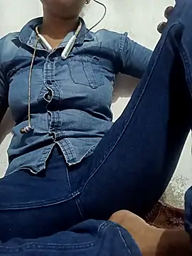 Hotty-romi3